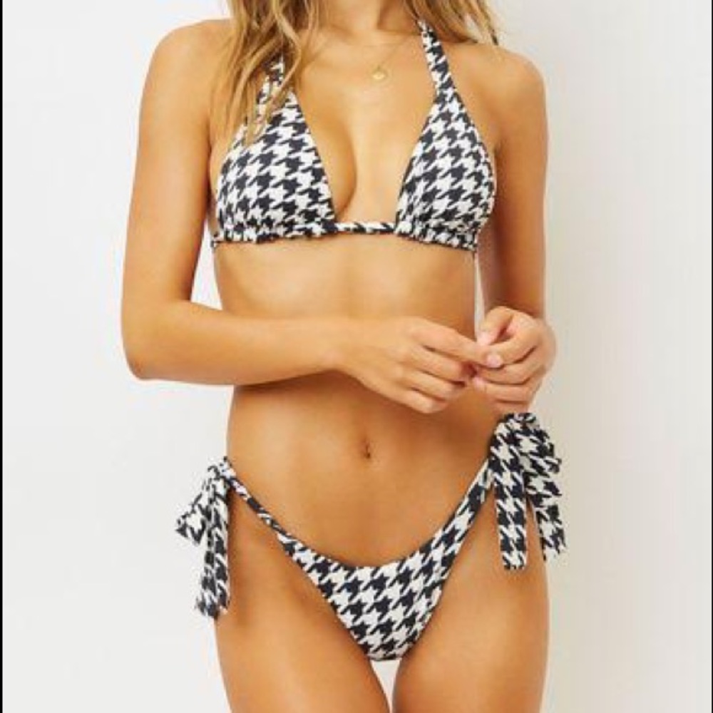 Frankie’s Bikinis Veronica Top & Bottom XS